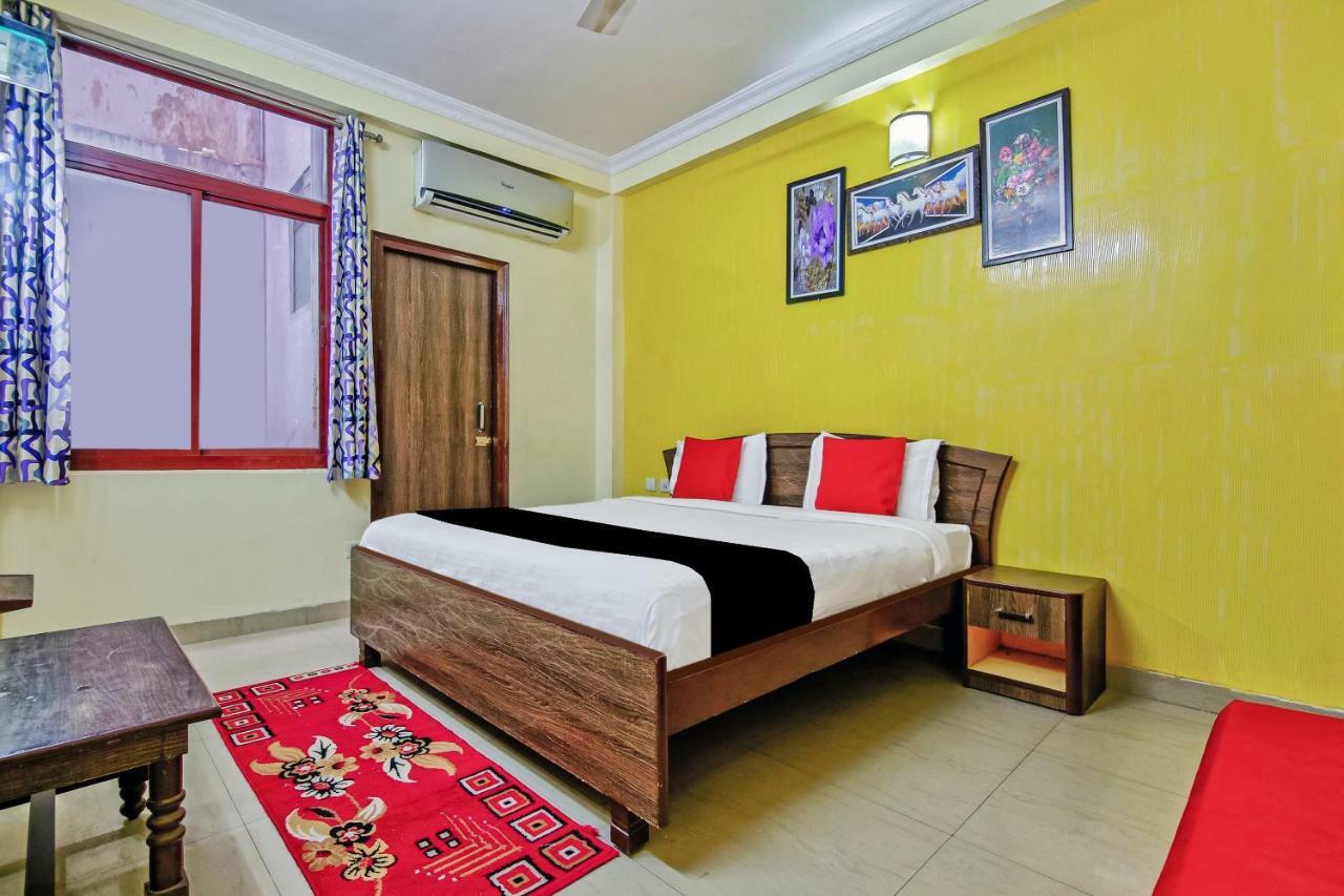 Capital O 41962 Hotel Mandakini Continental Lucknow Dış mekan fotoğraf