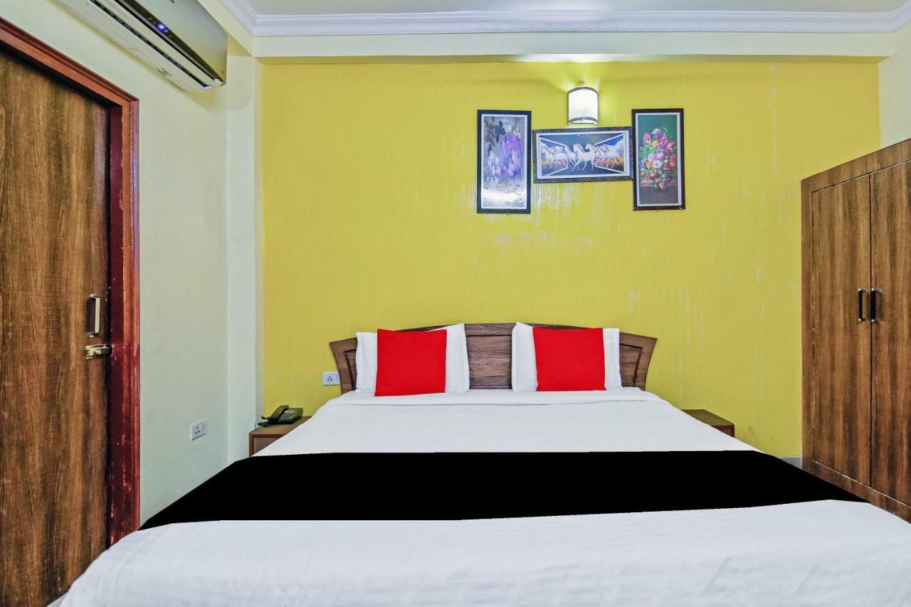 Capital O 41962 Hotel Mandakini Continental Lucknow Dış mekan fotoğraf